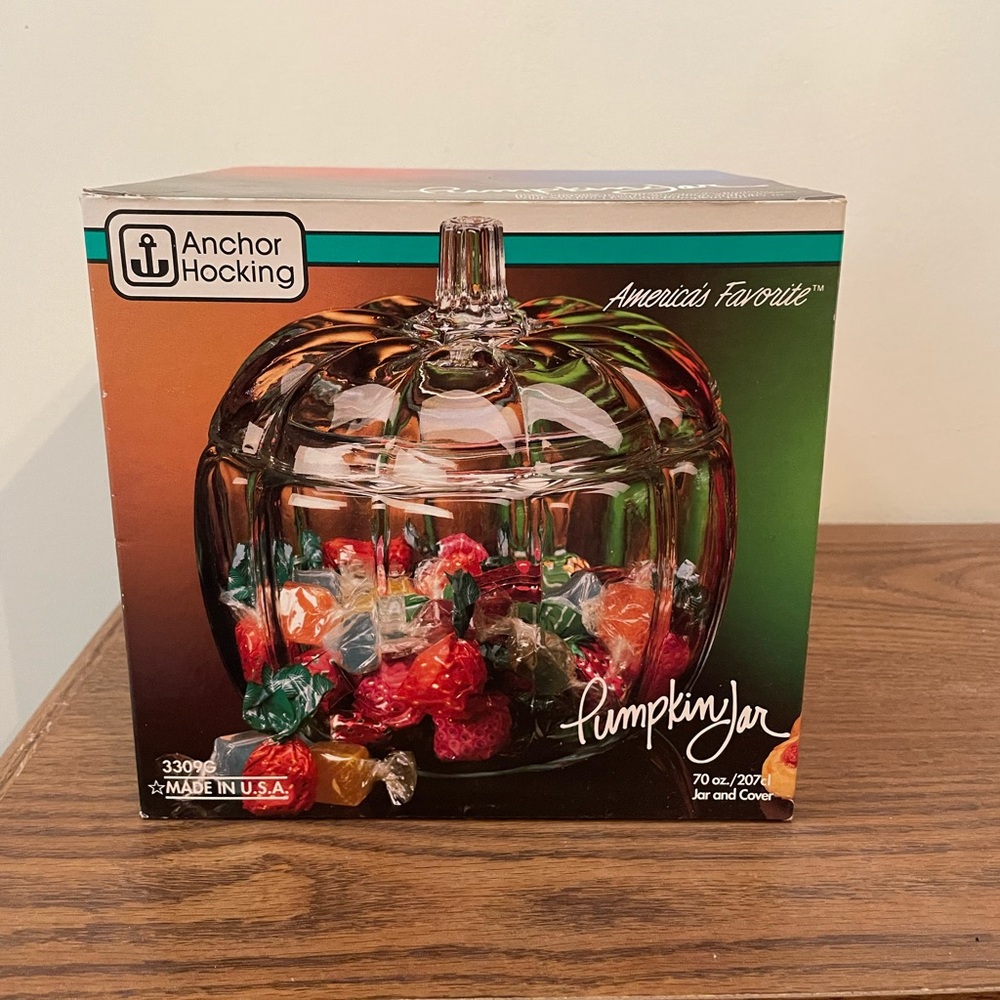 Anchor Hocking Glass Pumpkin Jar with Lid